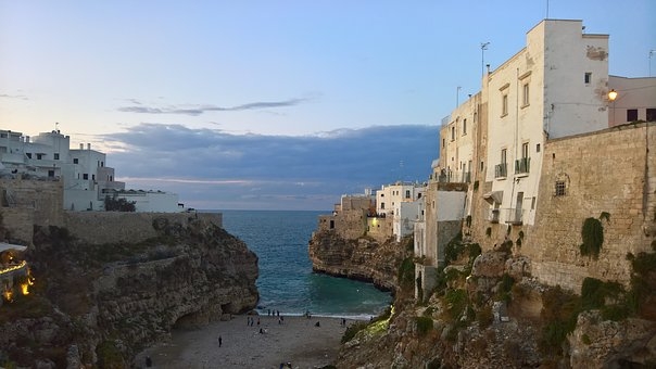 Puglia e Matera:terra sospesa tra oriente e occidente 